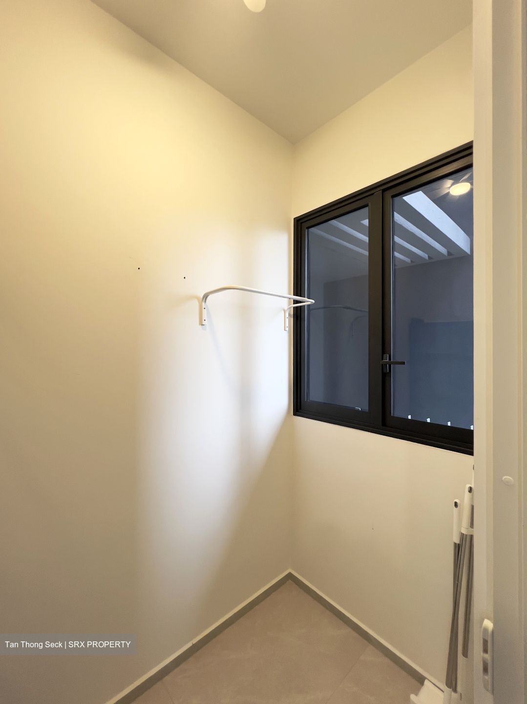 KI Residences at Brookvale (D21), Condominium #613025061